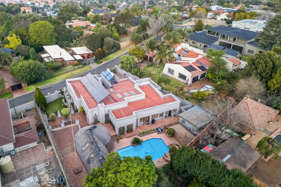 4 Bedroom Property for Sale in Northcliff Gauteng
