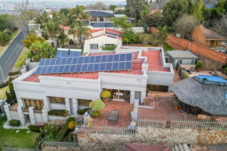 4 Bedroom Property for Sale in Northcliff Gauteng