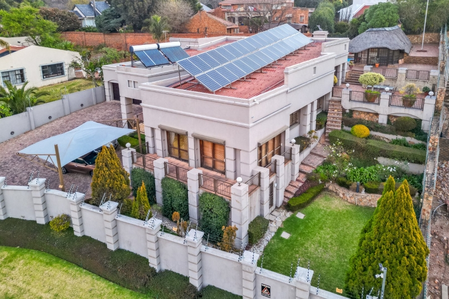 4 Bedroom Property for Sale in Northcliff Gauteng