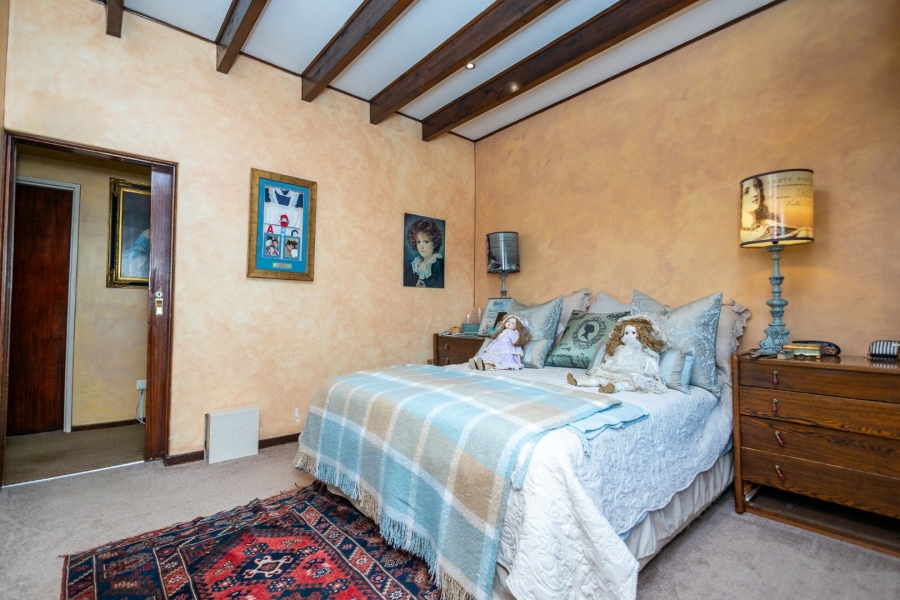 4 Bedroom Property for Sale in Northcliff Gauteng
