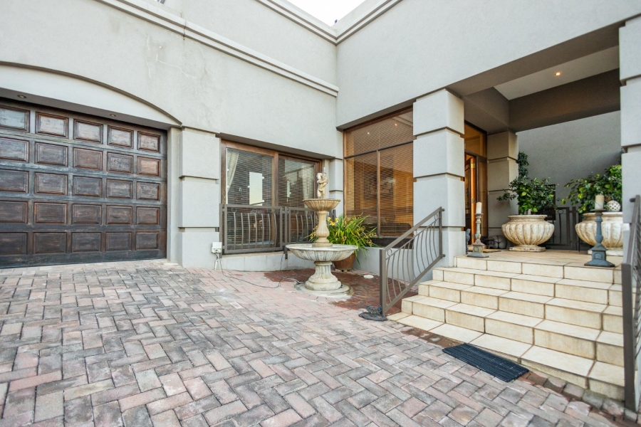 4 Bedroom Property for Sale in Northcliff Gauteng
