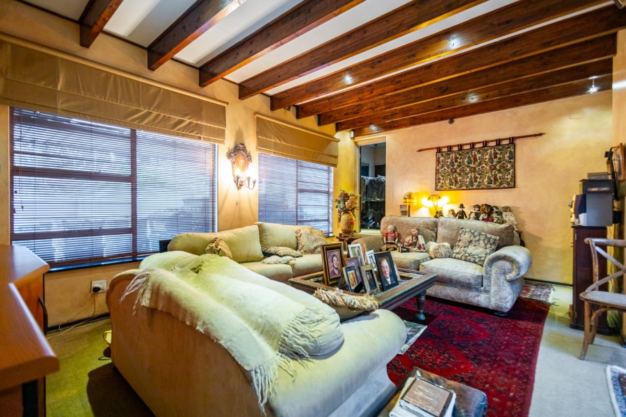 4 Bedroom Property for Sale in Northcliff Gauteng