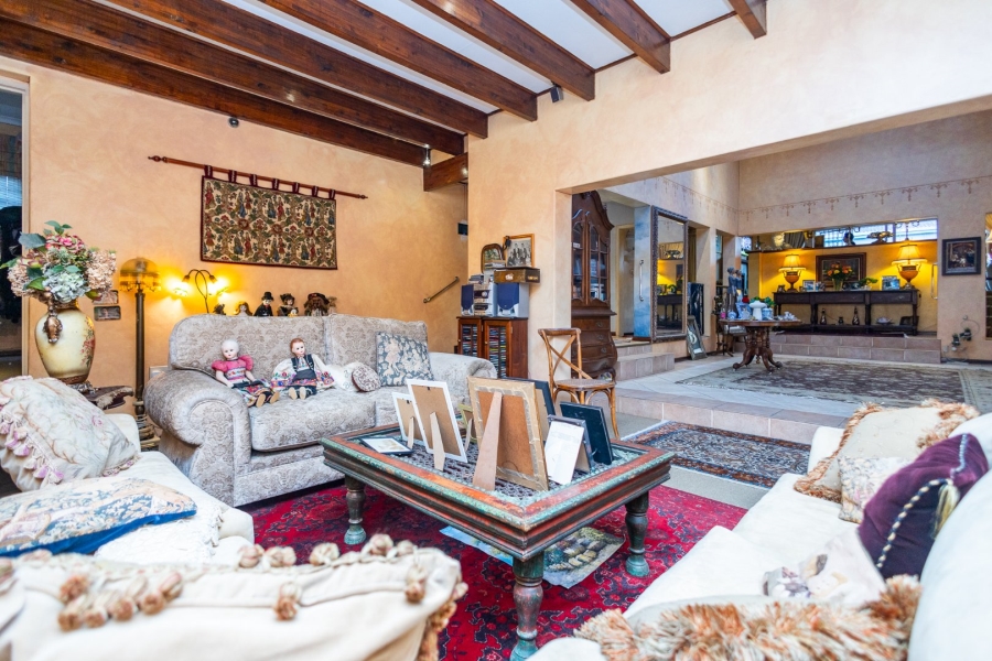 4 Bedroom Property for Sale in Northcliff Gauteng