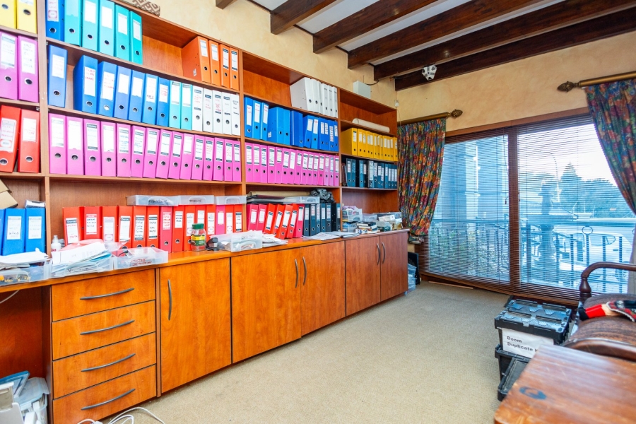 4 Bedroom Property for Sale in Northcliff Gauteng