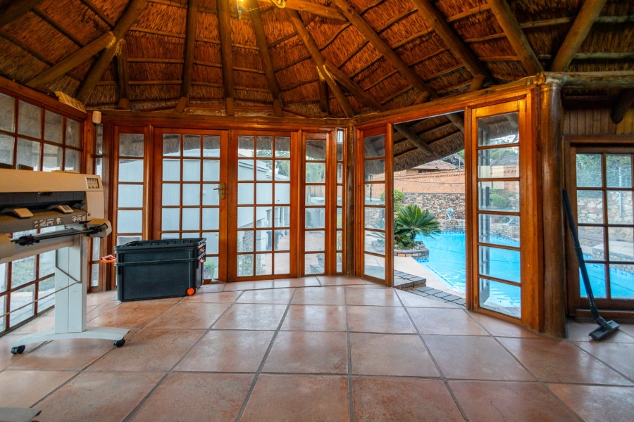 4 Bedroom Property for Sale in Northcliff Gauteng