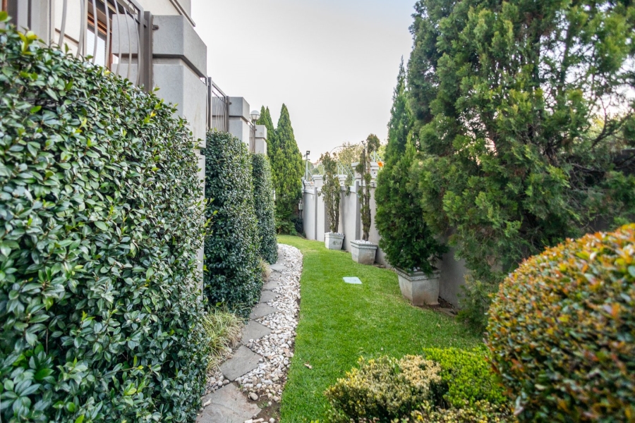 4 Bedroom Property for Sale in Northcliff Gauteng