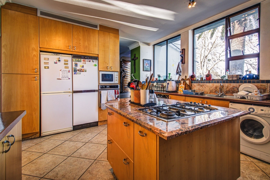 6 Bedroom Property for Sale in Bedfordview Gauteng