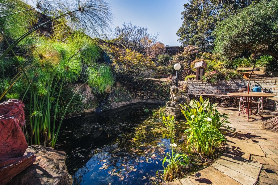 6 Bedroom Property for Sale in Bedfordview Gauteng