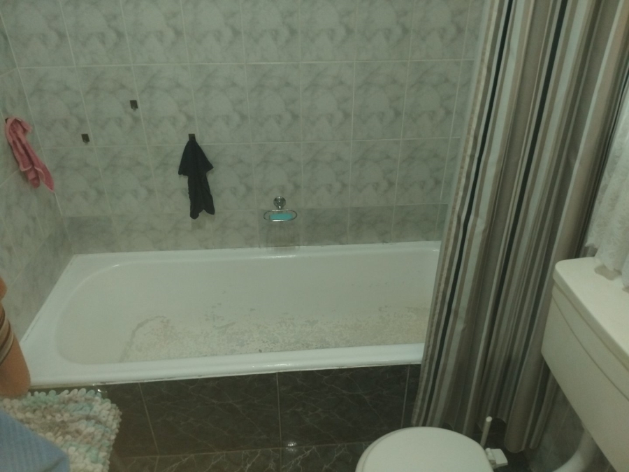3 Bedroom Property for Sale in Symhurst Gauteng