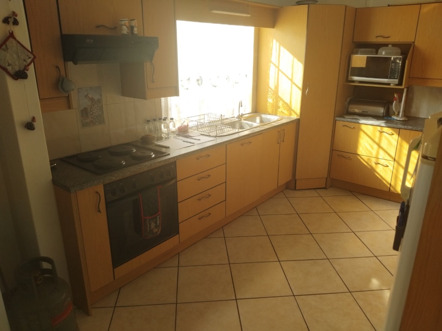 3 Bedroom Property for Sale in Symhurst Gauteng