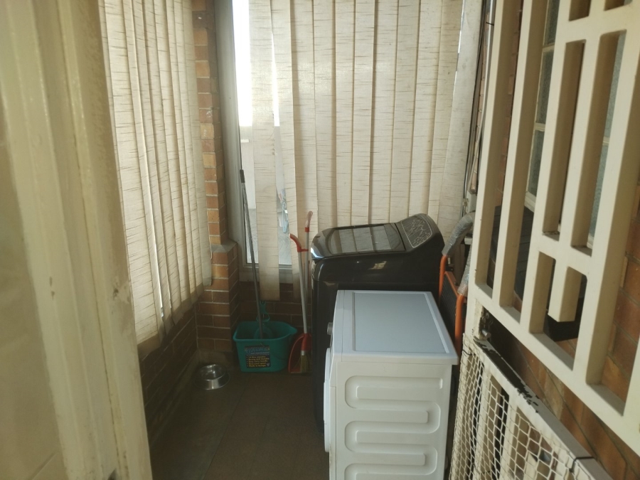 3 Bedroom Property for Sale in Symhurst Gauteng