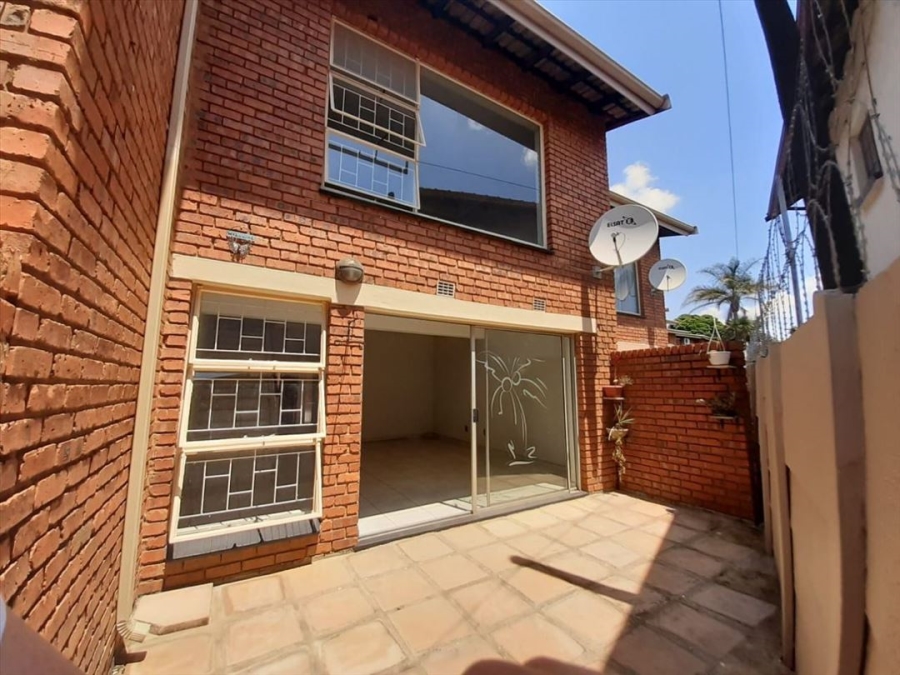 2 Bedroom Property for Sale in Rynfield A H Gauteng