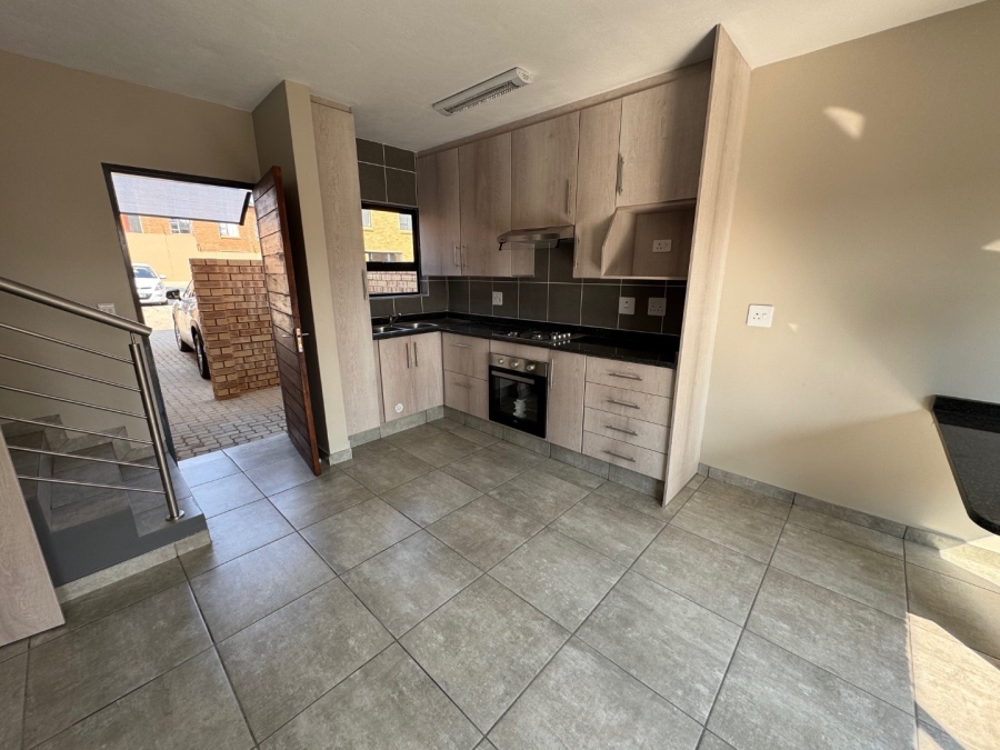 2 Bedroom Property for Sale in Kempton Park Ah Gauteng