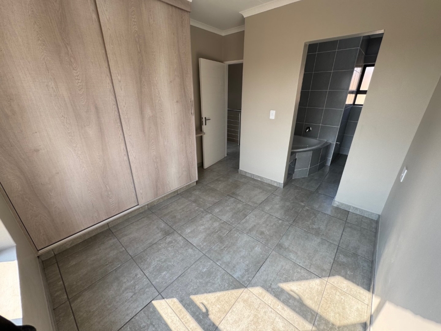 2 Bedroom Property for Sale in Kempton Park Ah Gauteng