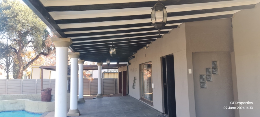 To Let 5 Bedroom Property for Rent in Elspark Gauteng