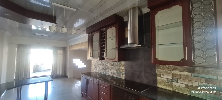 To Let 5 Bedroom Property for Rent in Elspark Gauteng