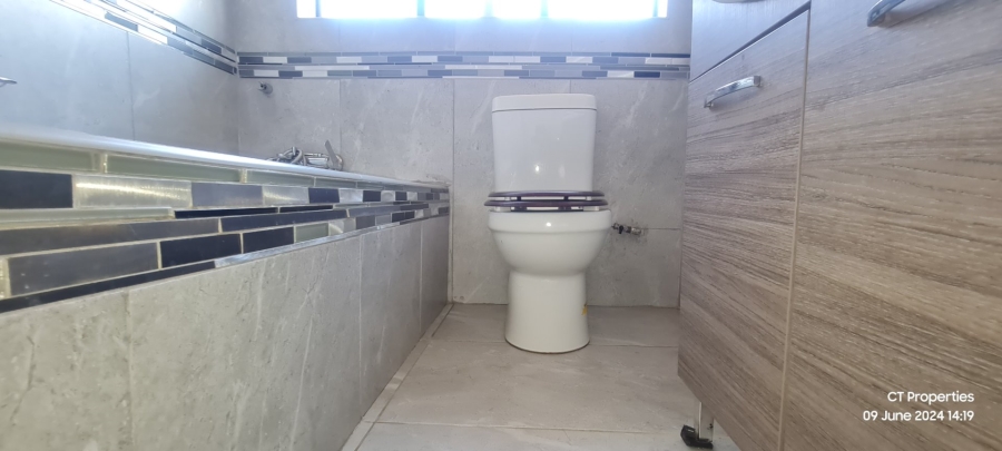To Let 5 Bedroom Property for Rent in Elspark Gauteng