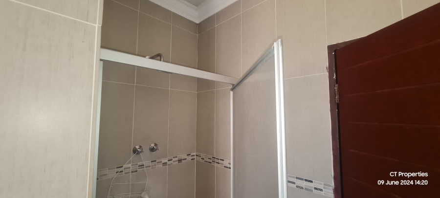 To Let 5 Bedroom Property for Rent in Elspark Gauteng