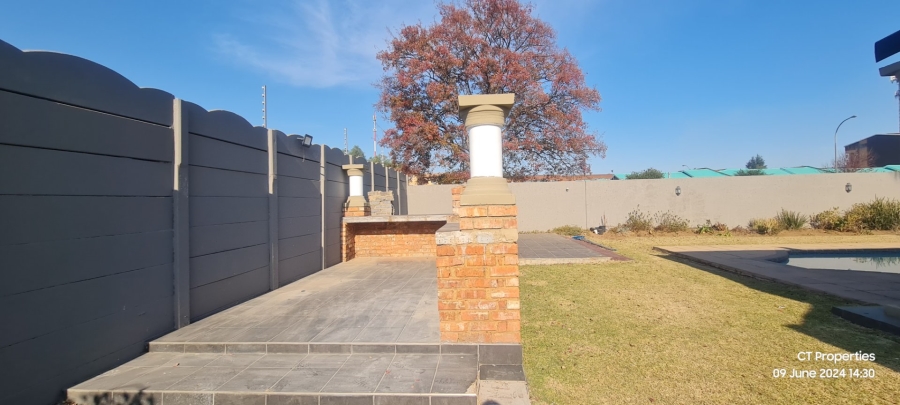 To Let 5 Bedroom Property for Rent in Elspark Gauteng