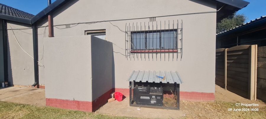 To Let 5 Bedroom Property for Rent in Elspark Gauteng