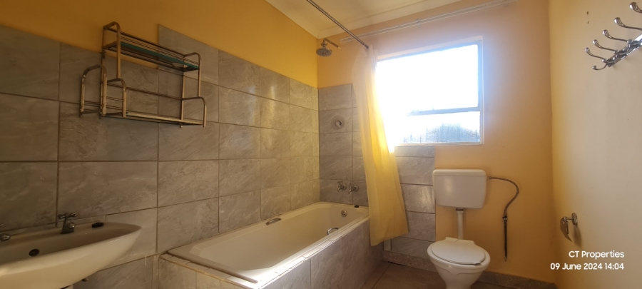 To Let 5 Bedroom Property for Rent in Elspark Gauteng