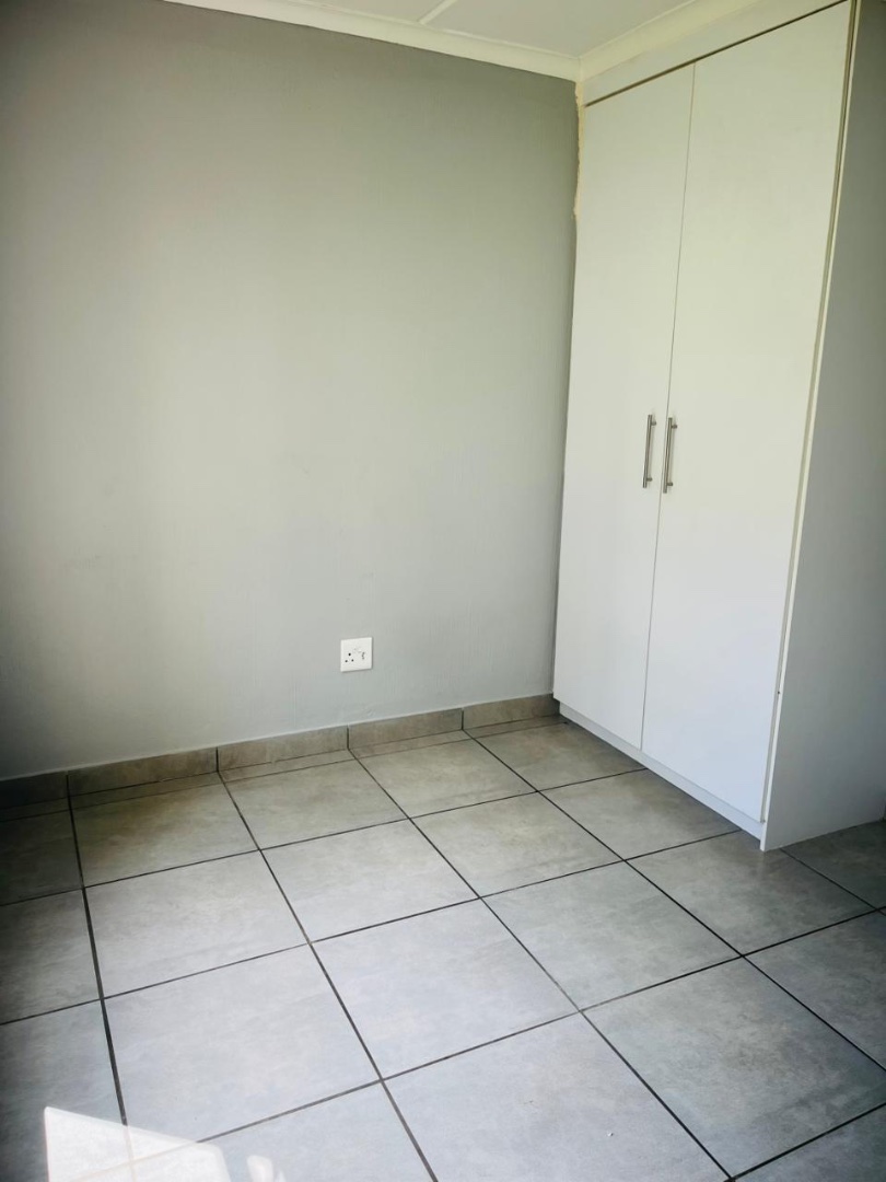 2 Bedroom Property for Sale in Pomona AH Gauteng