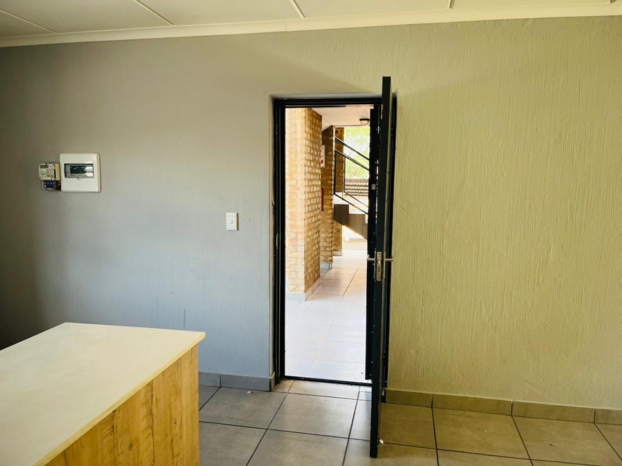 2 Bedroom Property for Sale in Pomona AH Gauteng