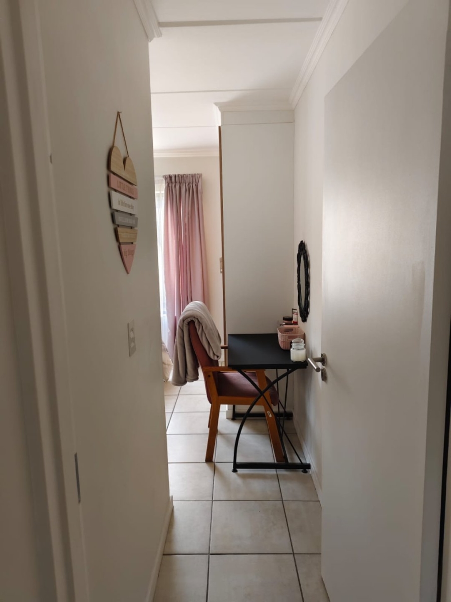 To Let 2 Bedroom Property for Rent in Witfield Gauteng