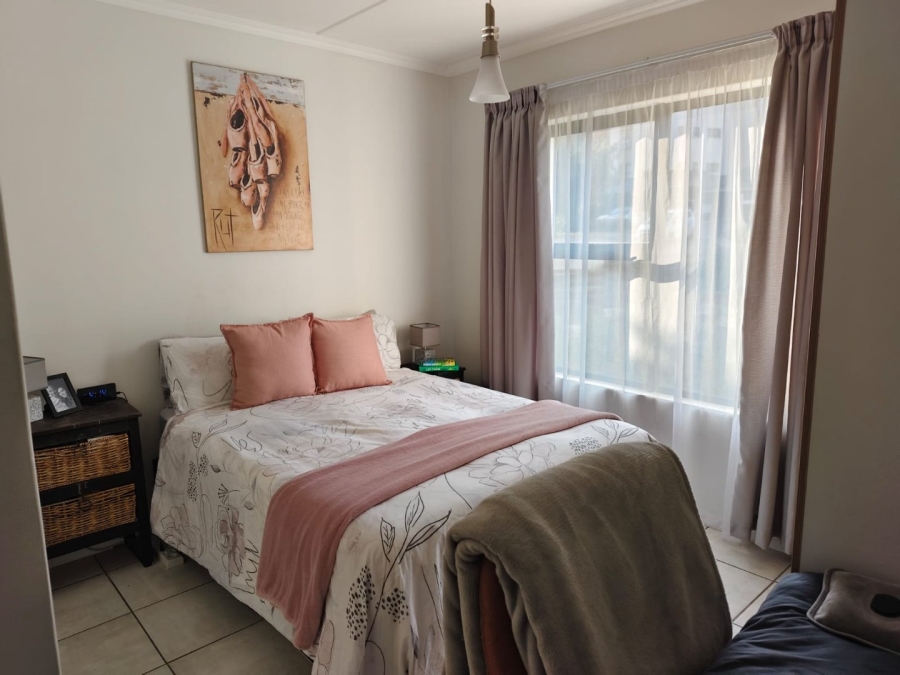To Let 2 Bedroom Property for Rent in Witfield Gauteng
