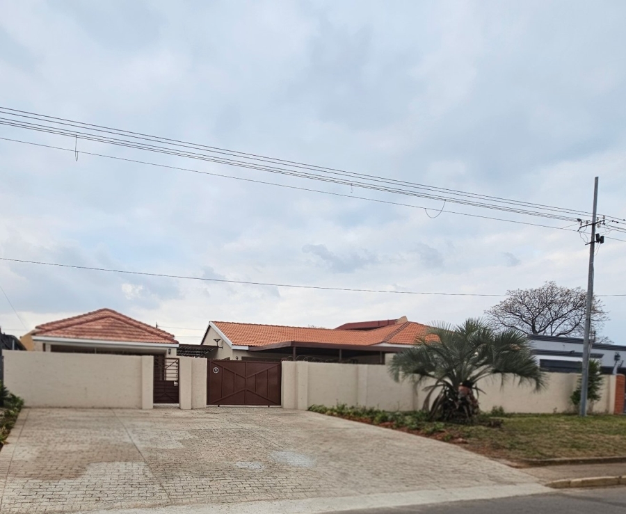 3 Bedroom Property for Sale in Bosmont Gauteng