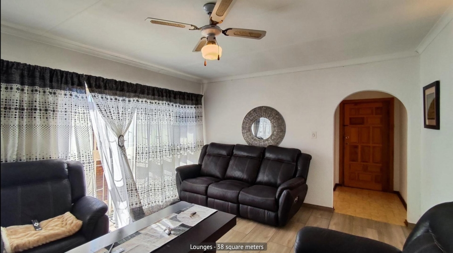 3 Bedroom Property for Sale in Birchleigh North Gauteng