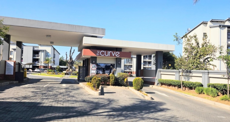 1 Bedroom Property for Sale in Sebenza Gauteng