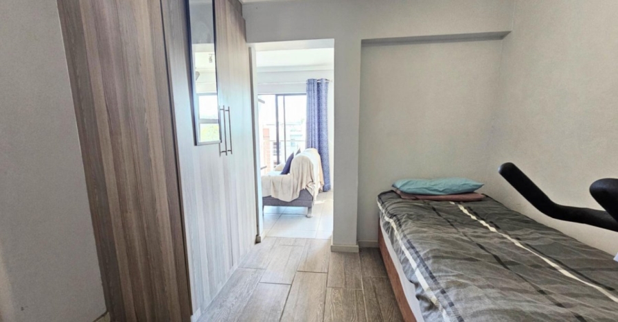 1 Bedroom Property for Sale in Sebenza Gauteng