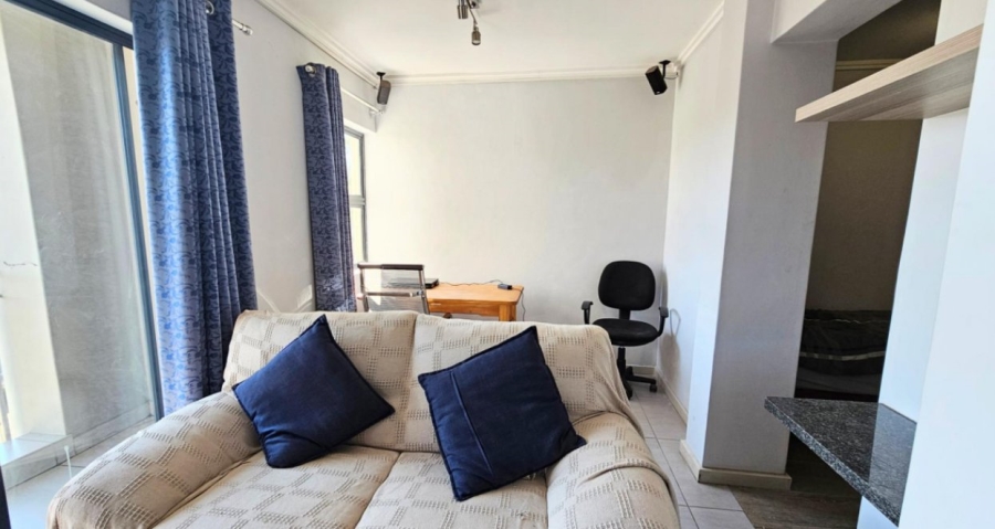 1 Bedroom Property for Sale in Sebenza Gauteng