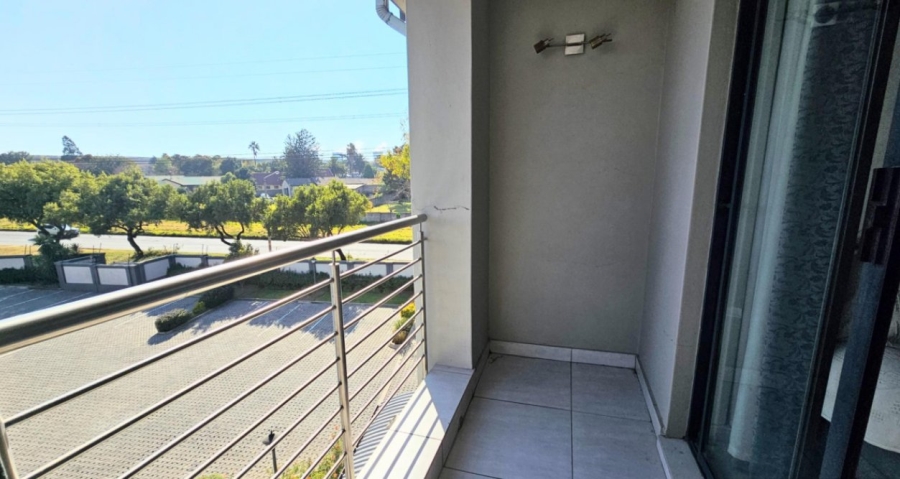 1 Bedroom Property for Sale in Sebenza Gauteng