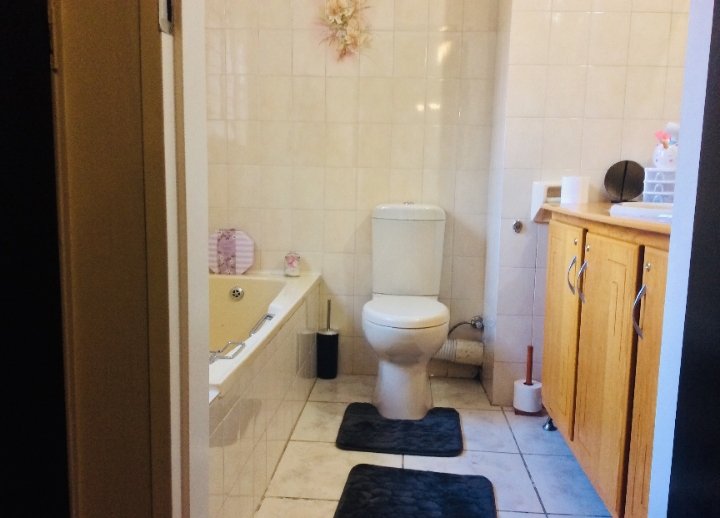 3 Bedroom Property for Sale in South Crest Gauteng