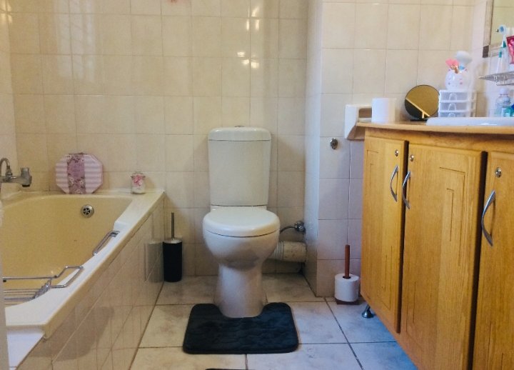 3 Bedroom Property for Sale in South Crest Gauteng