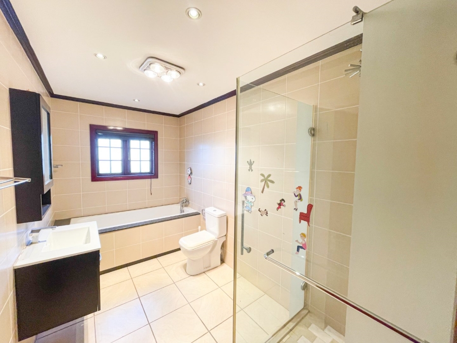 3 Bedroom Property for Sale in Carlswald Gauteng