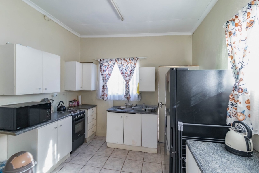 4 Bedroom Property for Sale in Hurlyvale Gauteng