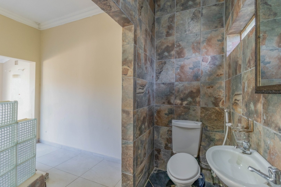 4 Bedroom Property for Sale in Hurlyvale Gauteng