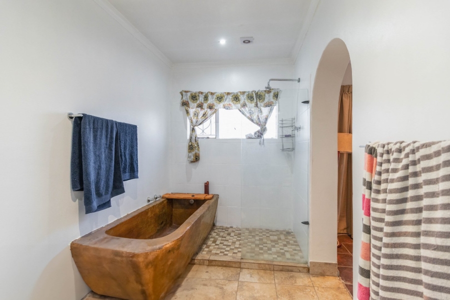4 Bedroom Property for Sale in Hurlyvale Gauteng