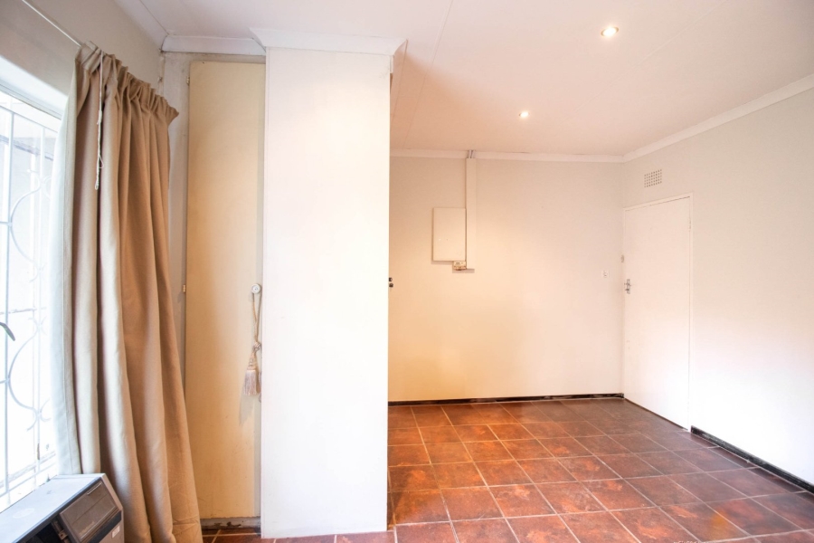 4 Bedroom Property for Sale in Hurlyvale Gauteng