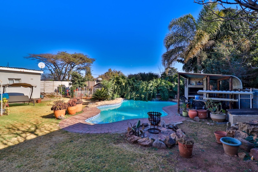 4 Bedroom Property for Sale in Hurlyvale Gauteng