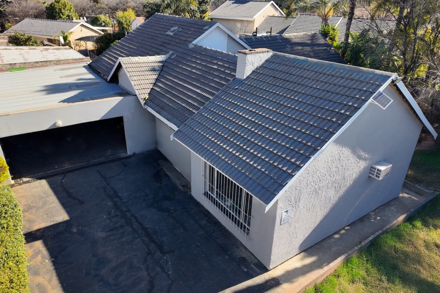 4 Bedroom Property for Sale in Hurlyvale Gauteng