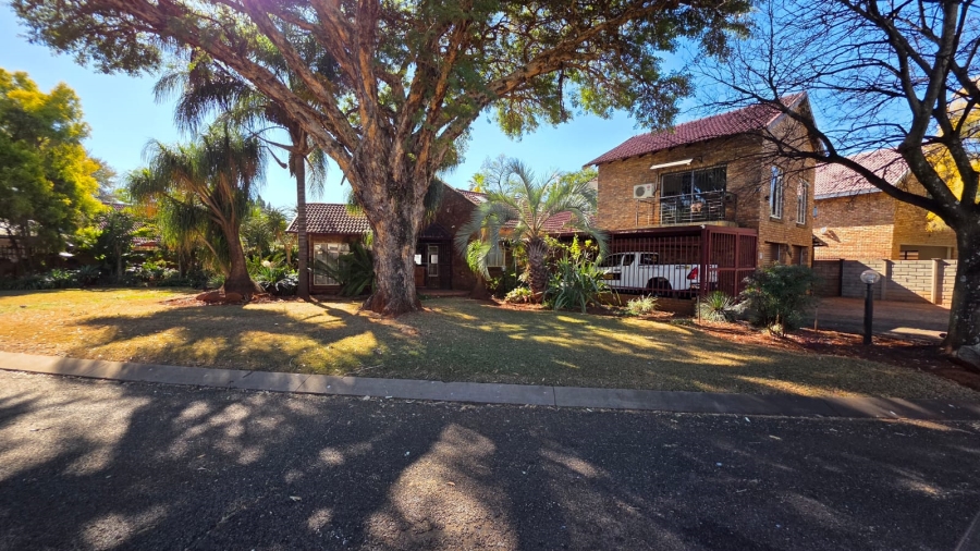 3 Bedroom Property for Sale in Doornpoort Gauteng