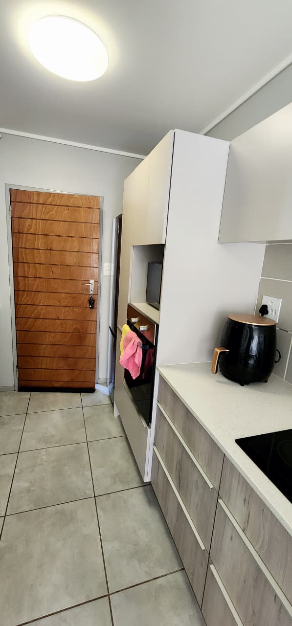  Bedroom Property for Sale in Rooihuiskraal North Gauteng