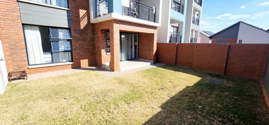  Bedroom Property for Sale in Rooihuiskraal North Gauteng