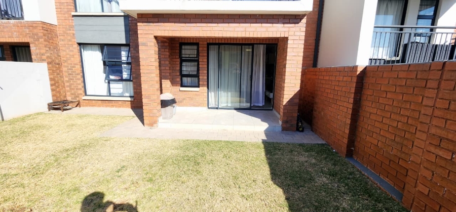  Bedroom Property for Sale in Rooihuiskraal North Gauteng