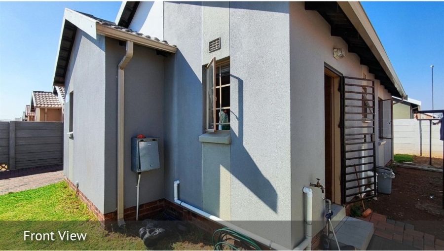 3 Bedroom Property for Sale in Palm Ridge Gauteng