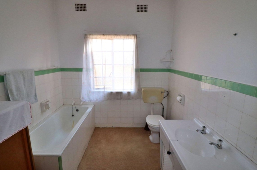 3 Bedroom Property for Sale in Sunnyridge Gauteng